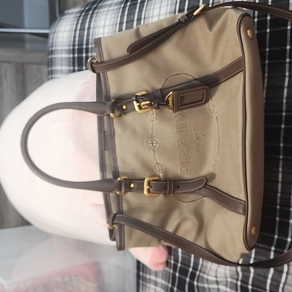 Bag - Picture 1 of 3